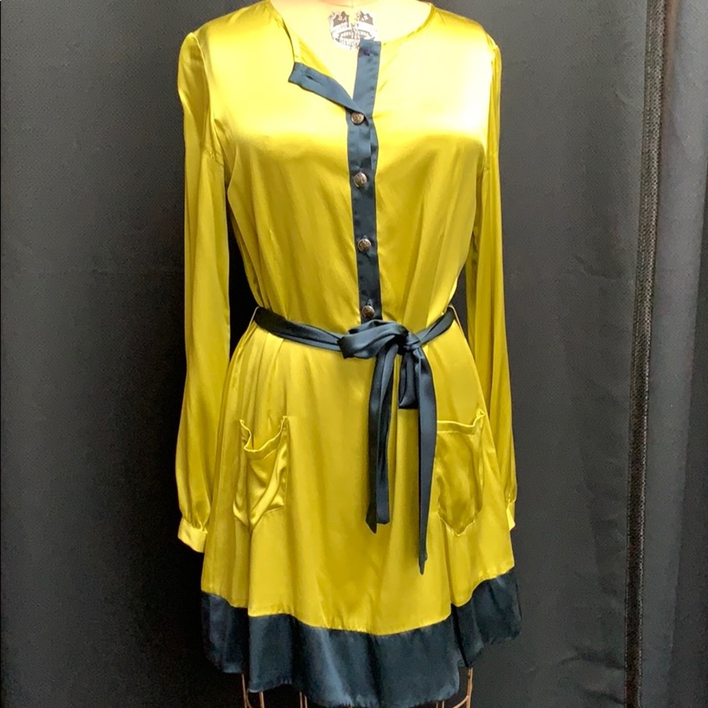 Silk Abaete dress with removable tie at waist
